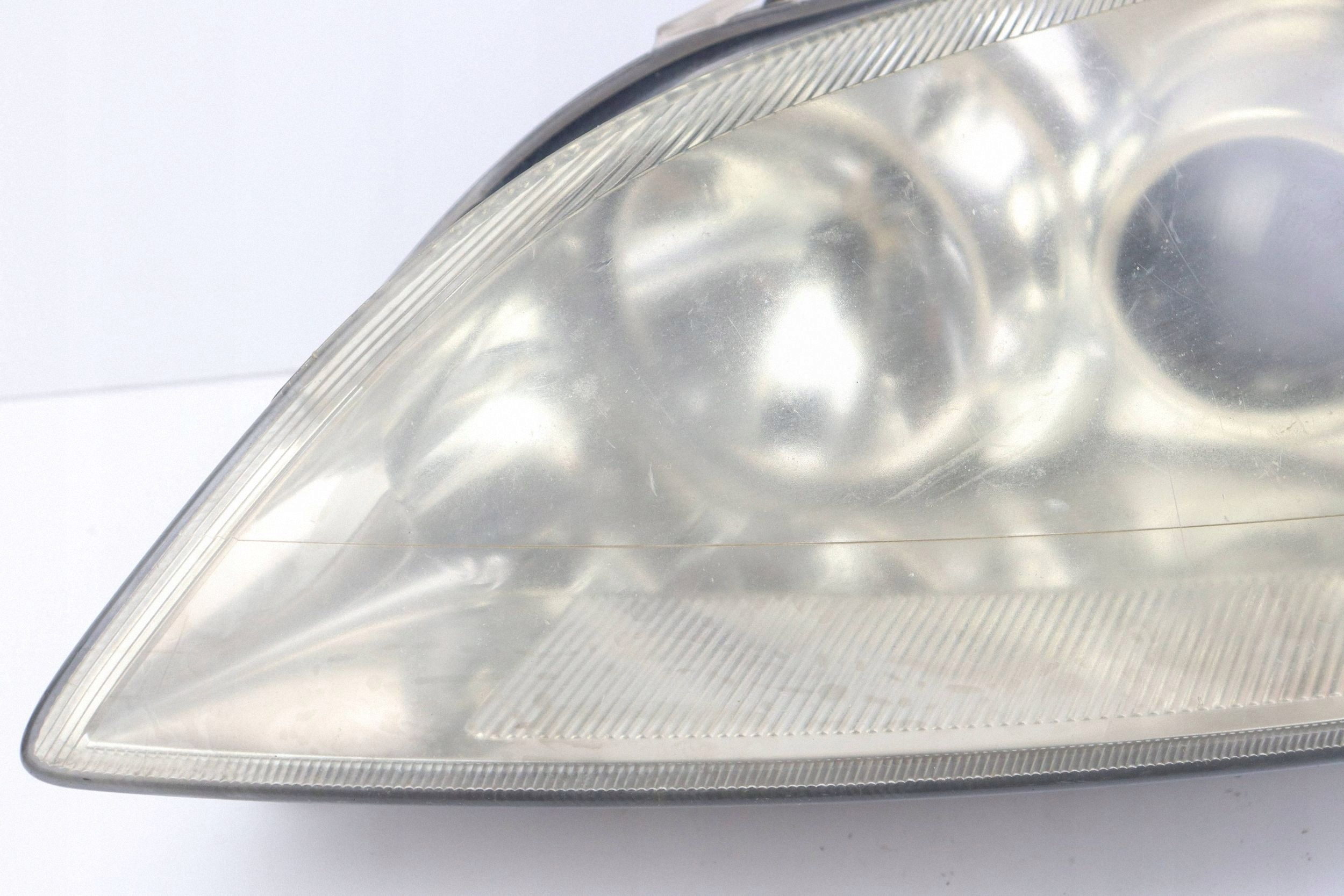 FORD FOCUS C-MAX light front left front XENON 3M51-13006-EH EUROPA