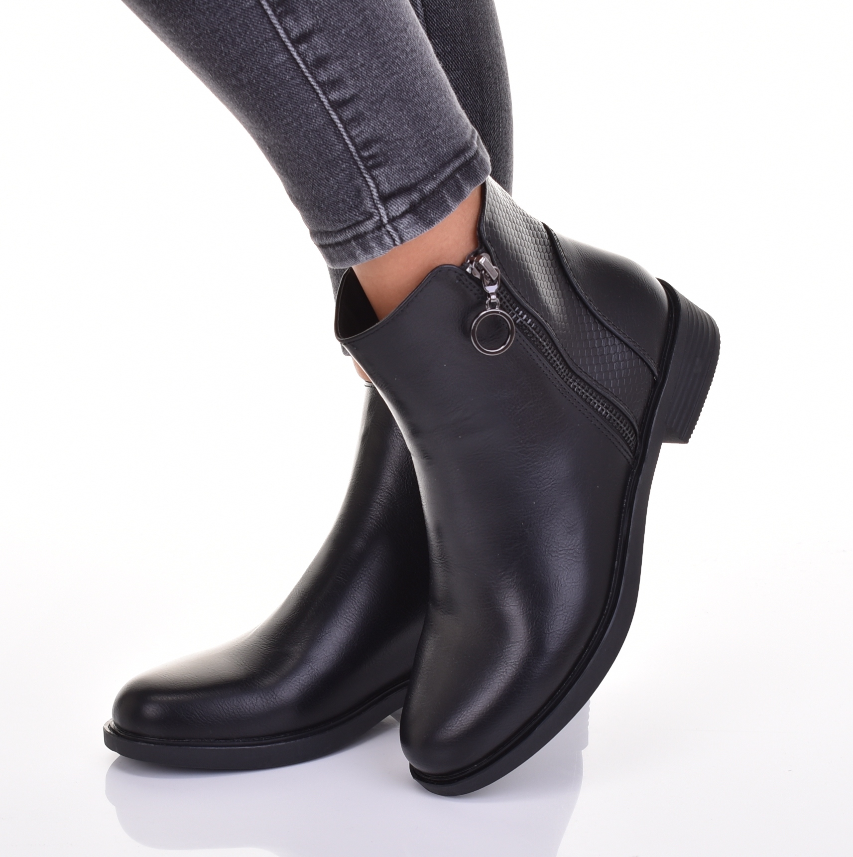 BOTKI DAMSKIE SKÓRZANE PŁASKI OBCAS ZAMEK MODNE WYGODNE Wysokość 