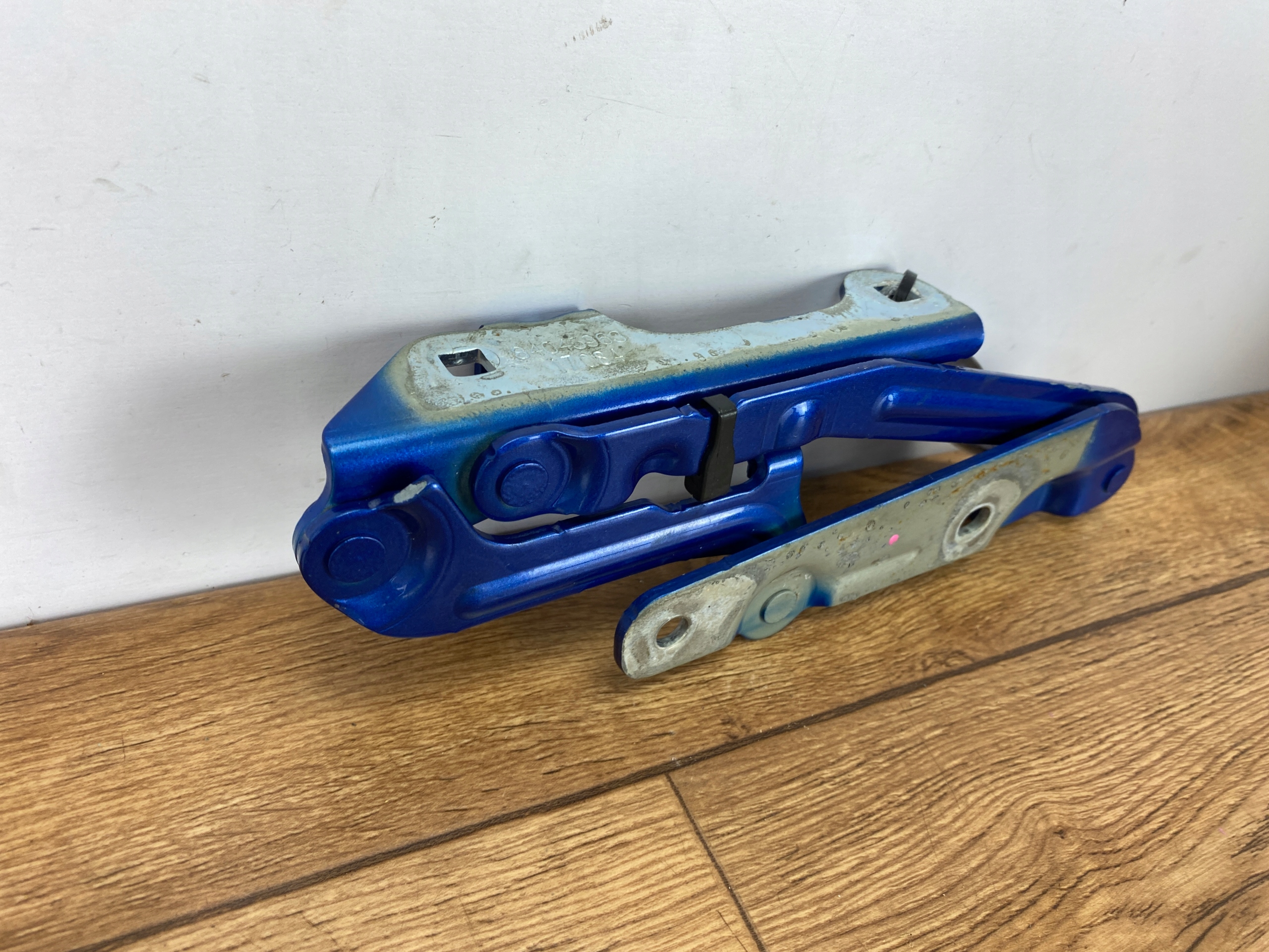 left hinge bonnet Chevrolet Camaro 2016+