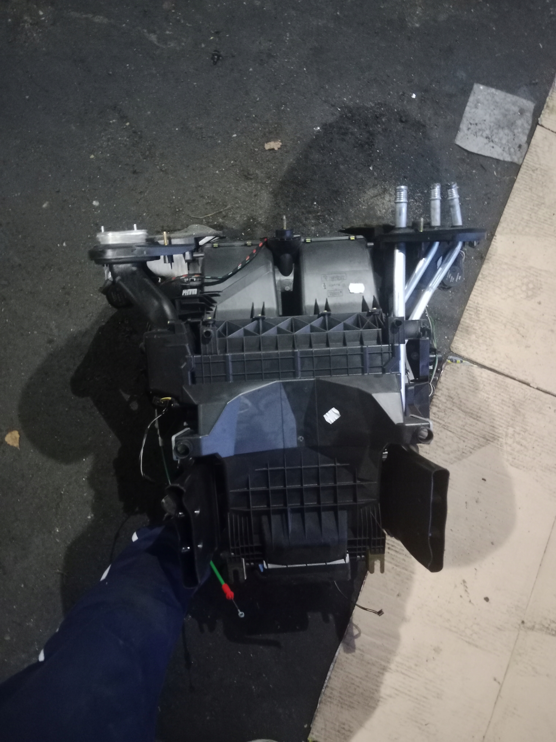 радиатор отопителя RANGE ROVER VOGUE L322 BMW 4.4 V8