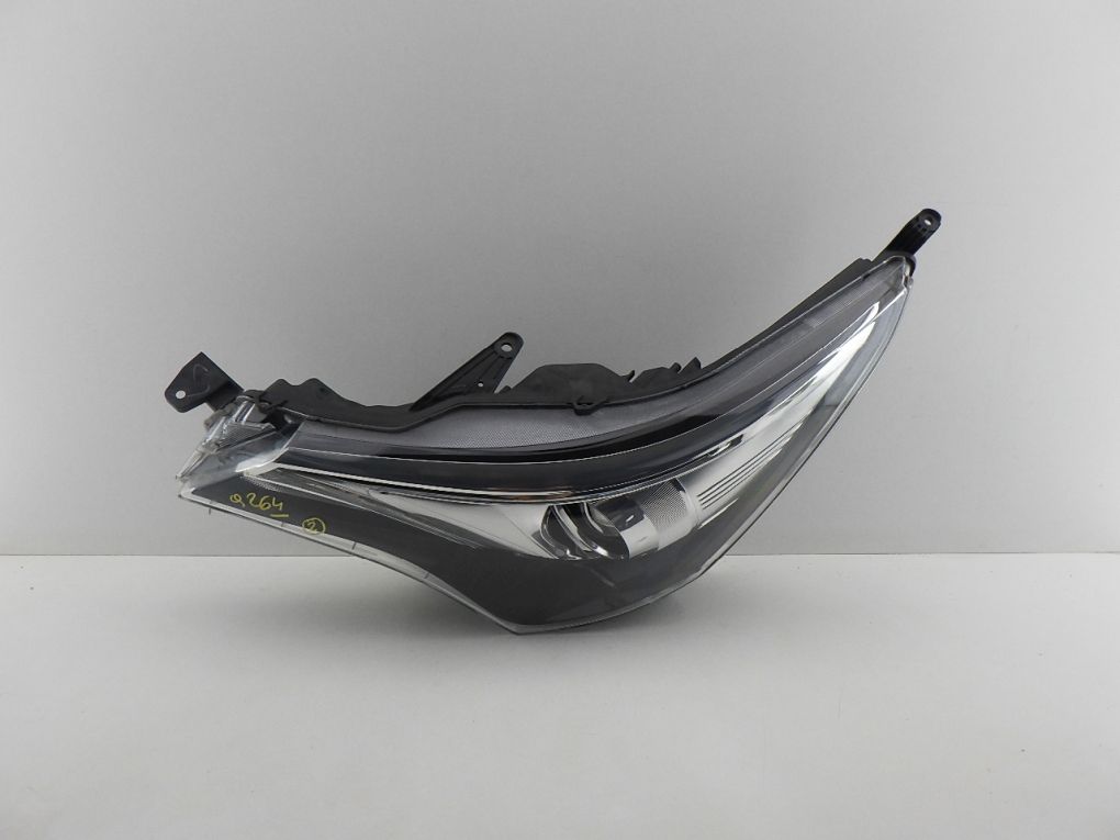 TOYOTA AVENSIS T27 LIFT T29 FULL LED light left front