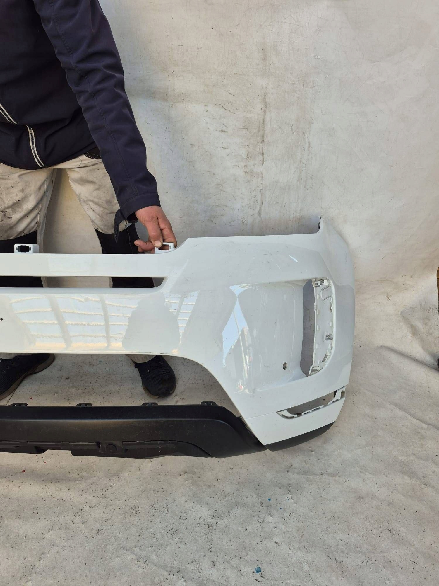 RANGE ROVER EVOQUE II 19- bumper front front PDC K8D2-17F003-E