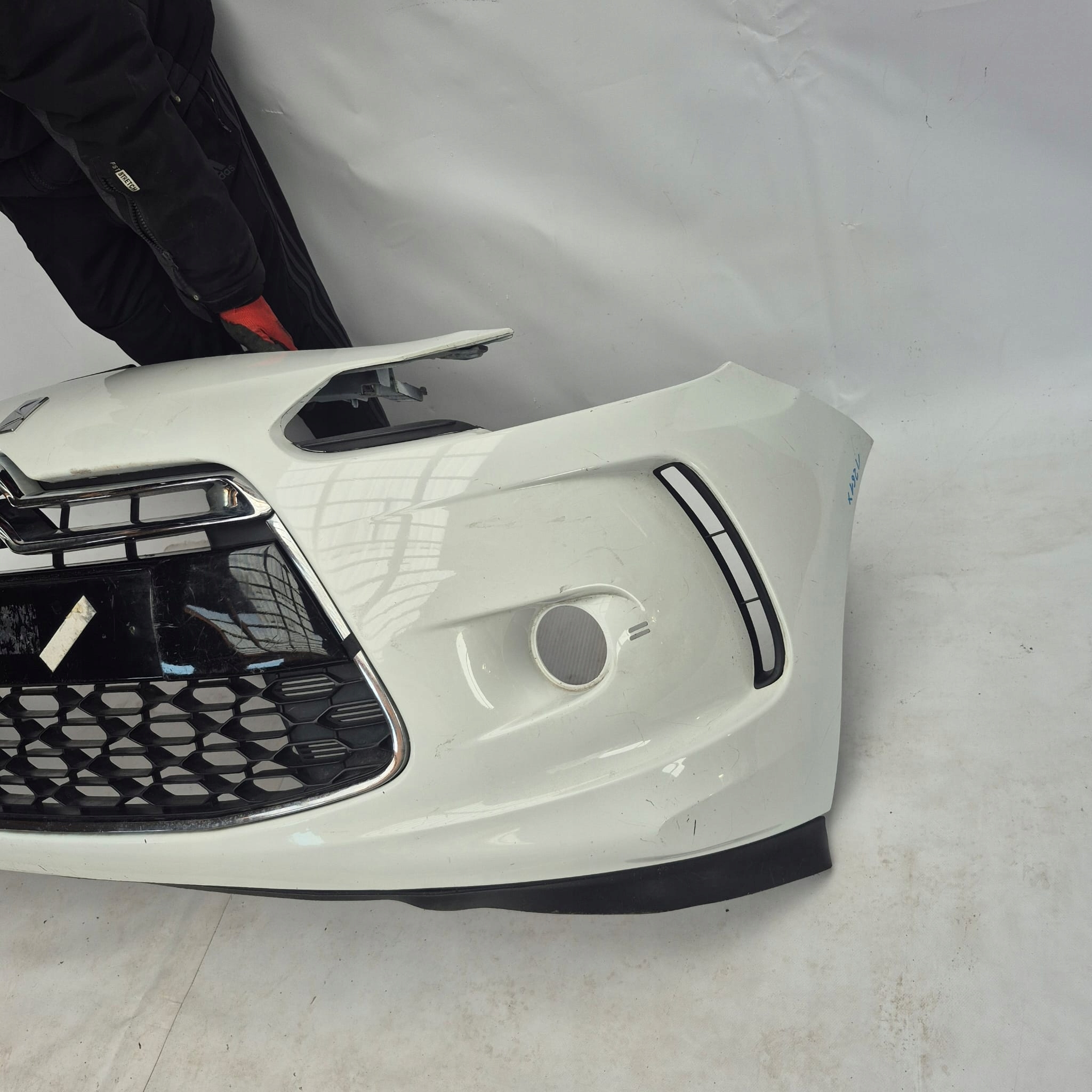 CITROEN DS3 DS 3 10-16 bumper front front