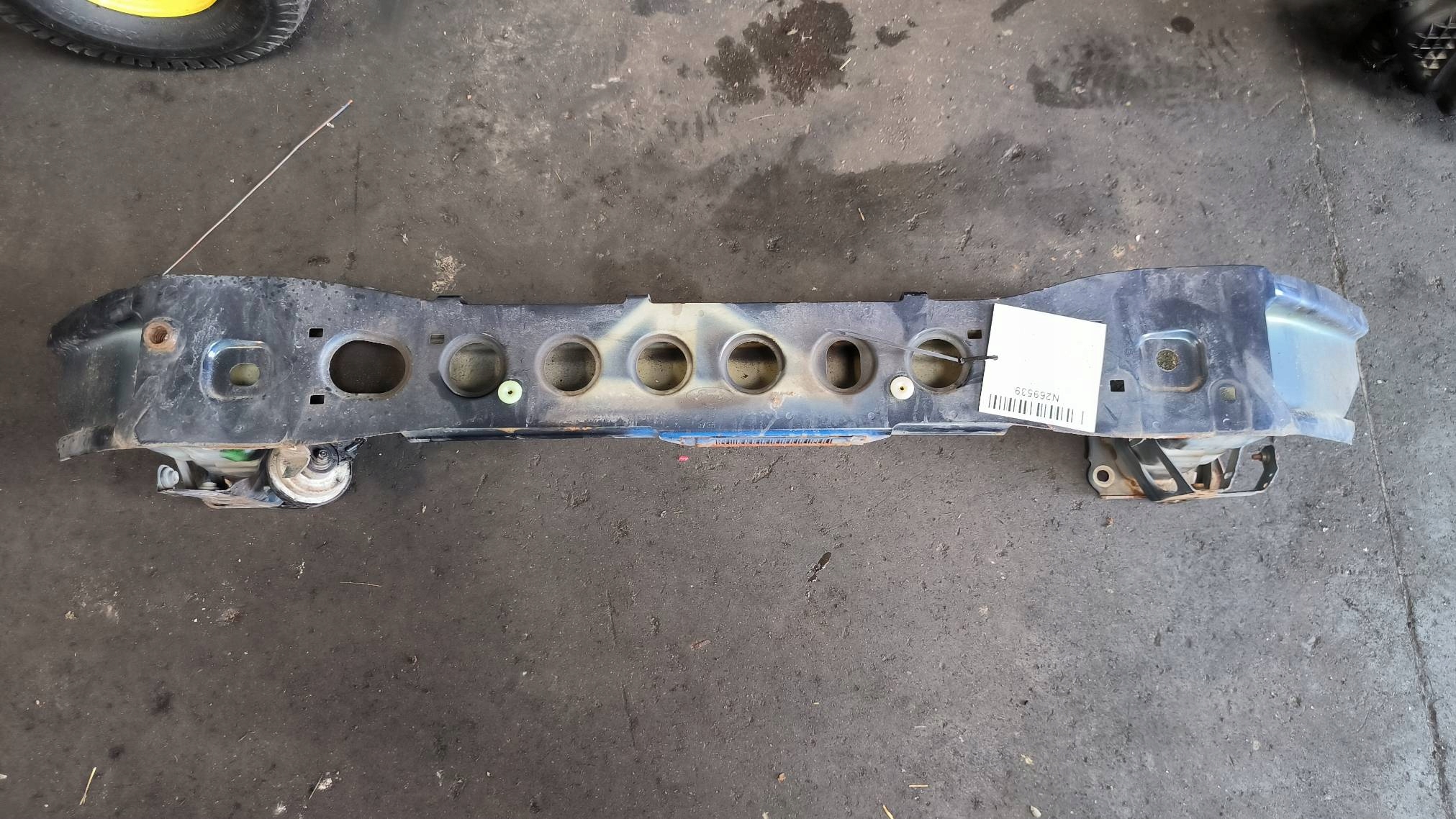 TRAVERSA paraurti Anteriore FORD FOCUS MK3
