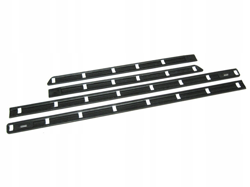 LISTWY BOCZNE L+P 4 szt kpl. Opel Astra II G 98-09 Typ samochodu Samochody osobowe