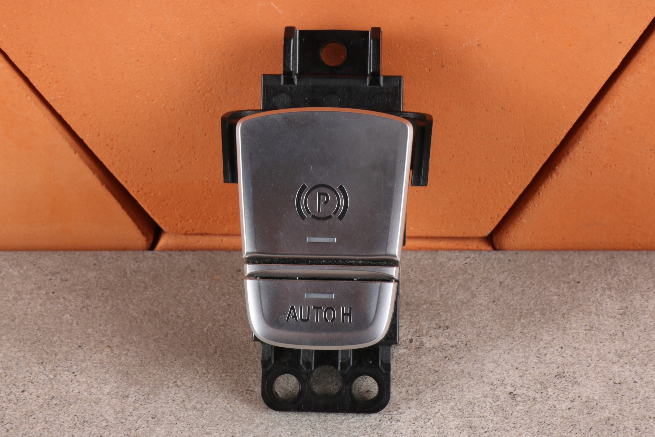 BMW 7 G11 G12 button switch brakes POSTOJOWEGO AUTO HOLD 9109308