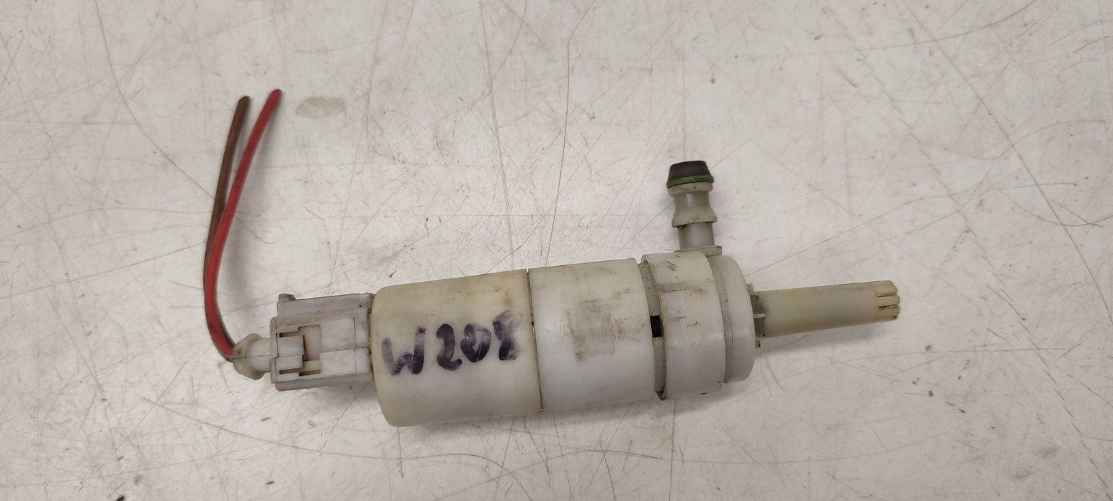 Pumpe Spritzdüse lichte Mercedes W208