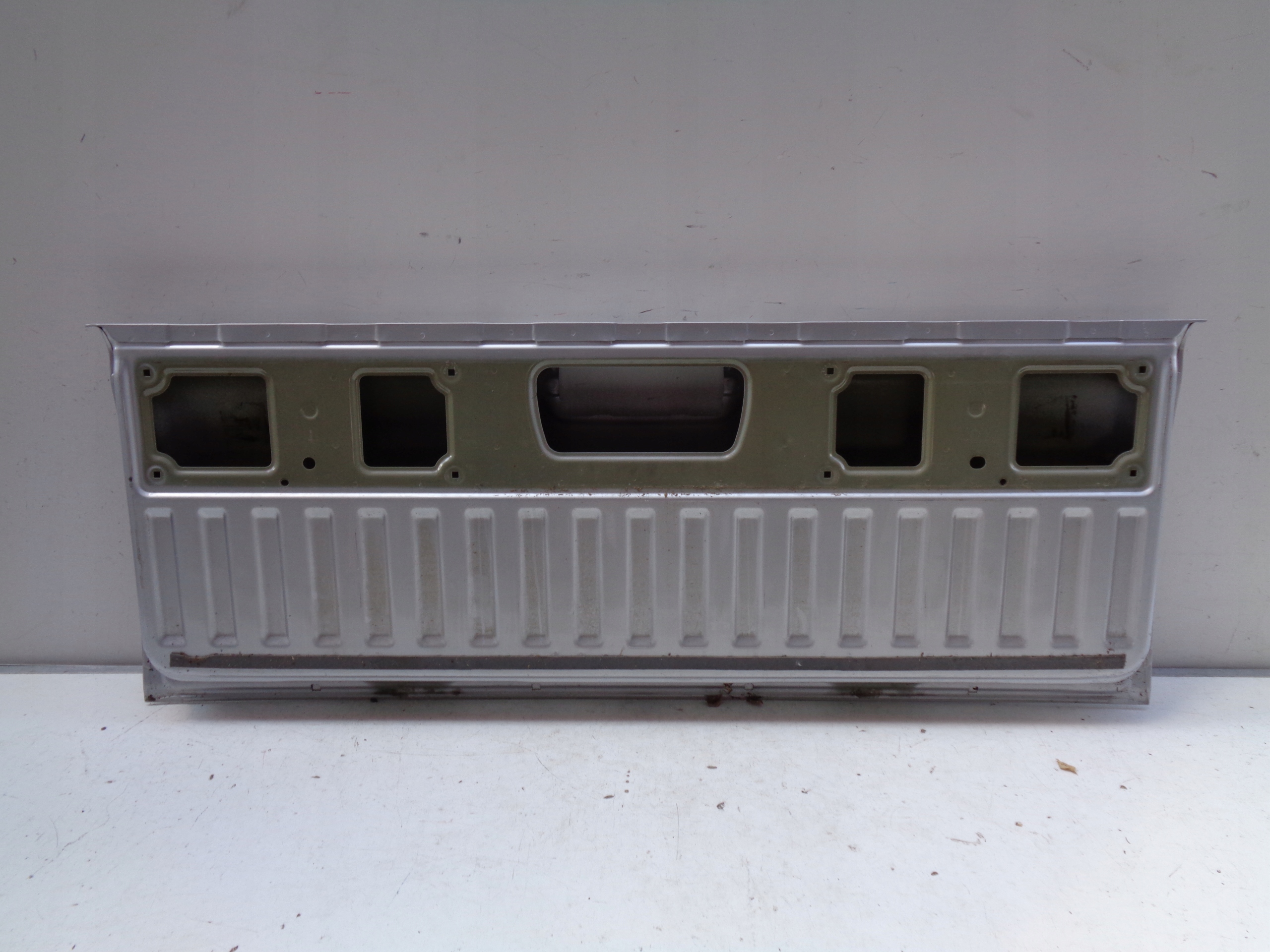 boot doors NISSAN NAVARA D23 NP300 16- NR 36123
