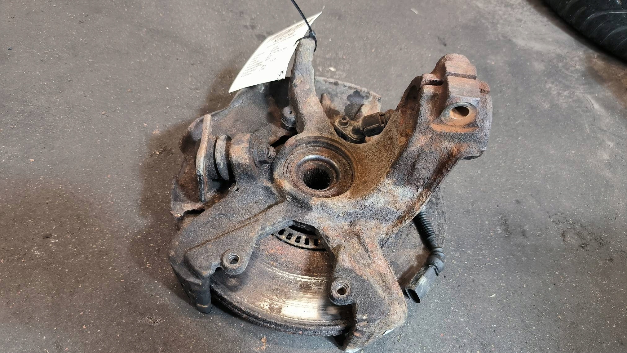swing left front SKODA OCTAVIA and LIFT