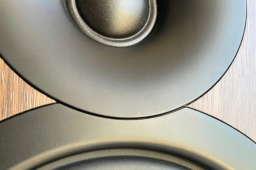 ACOUSTIC ENERGY AE107² BLACK CENTRALNY Z ENERGIĄ Marka Acoustic Energy