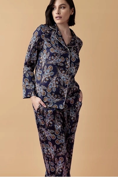 Lullaby dlouhé hedvábné pyžamo vzor paisley S