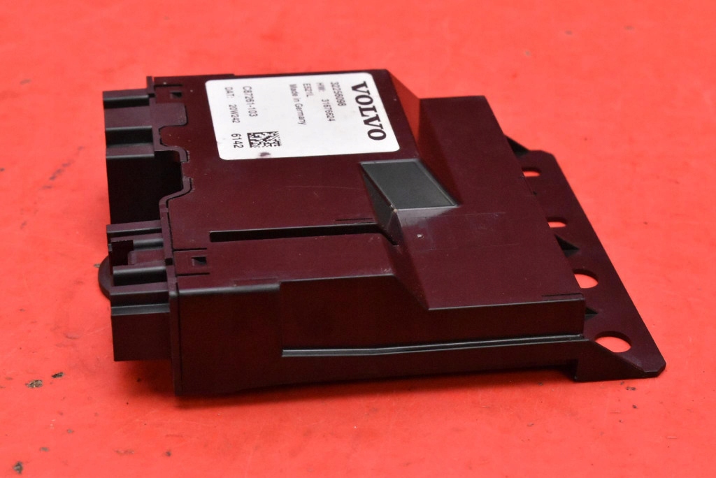 control unit module bonnet boot 31676624 VOLVO V60 2 II KOMBI 18-21