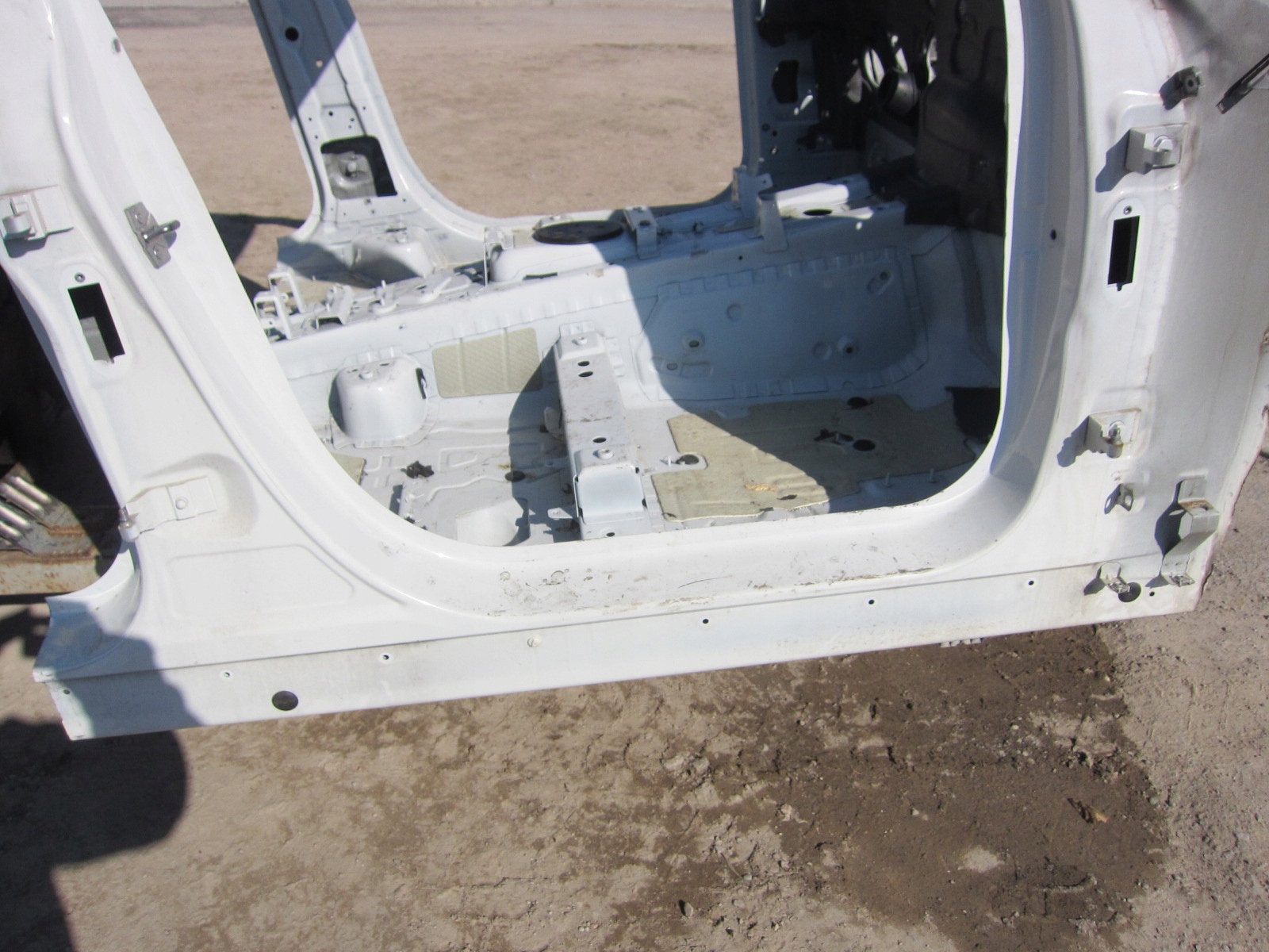 BMW X3 F25 quarter quarter bodywork threshold