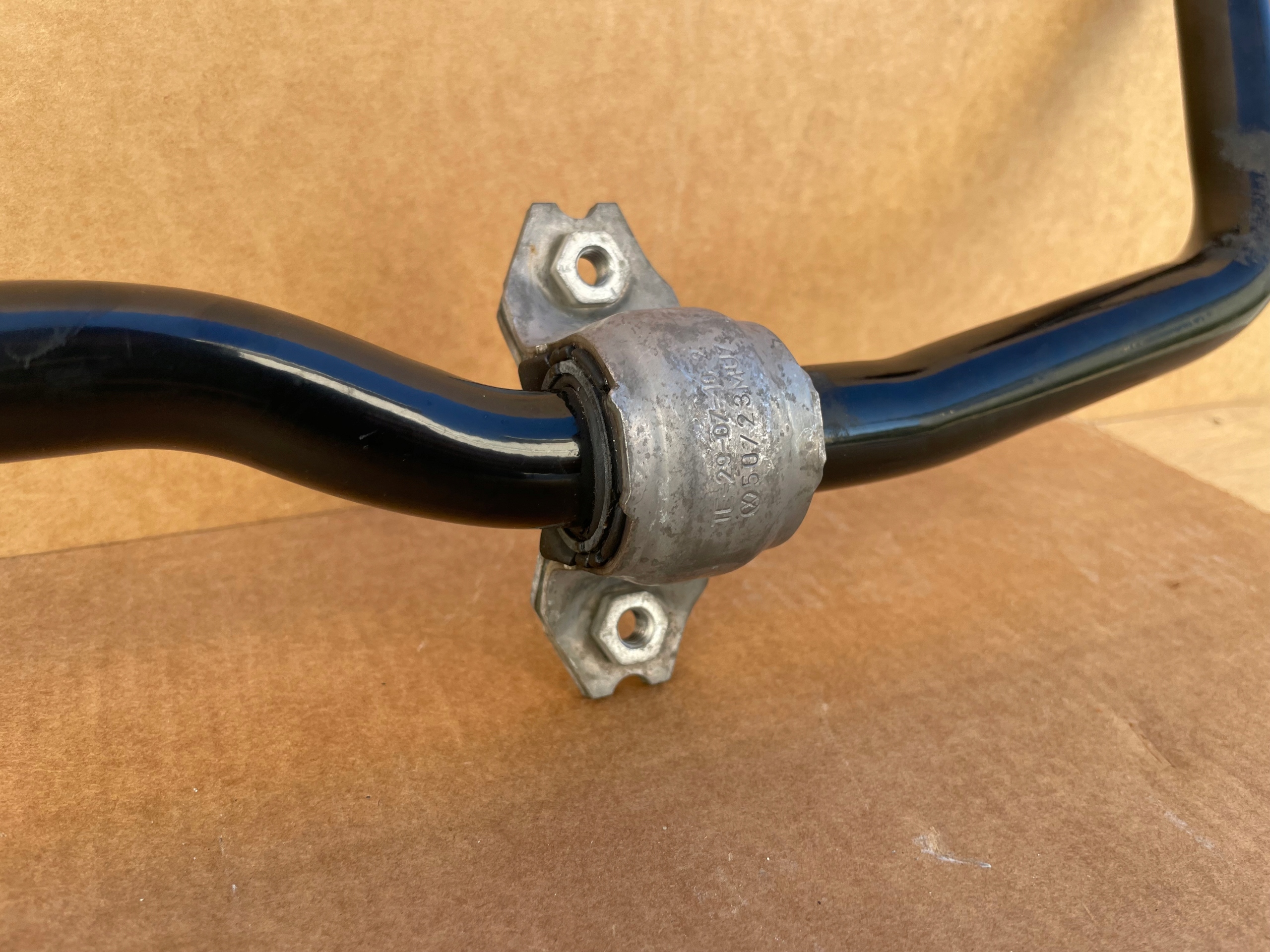 STABILIZATOR front 3Q0411303D VW SKODA original IDEAL