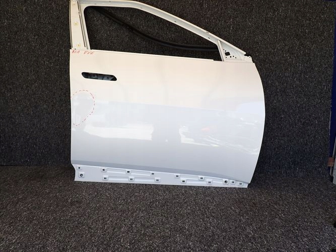 KIA EV6 dveře pravé přední předek