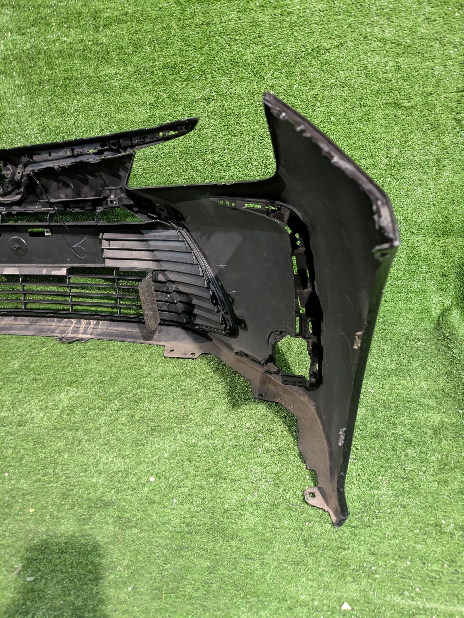 front bumper front TOYOTA COROLLA E21 sedan NR.8193