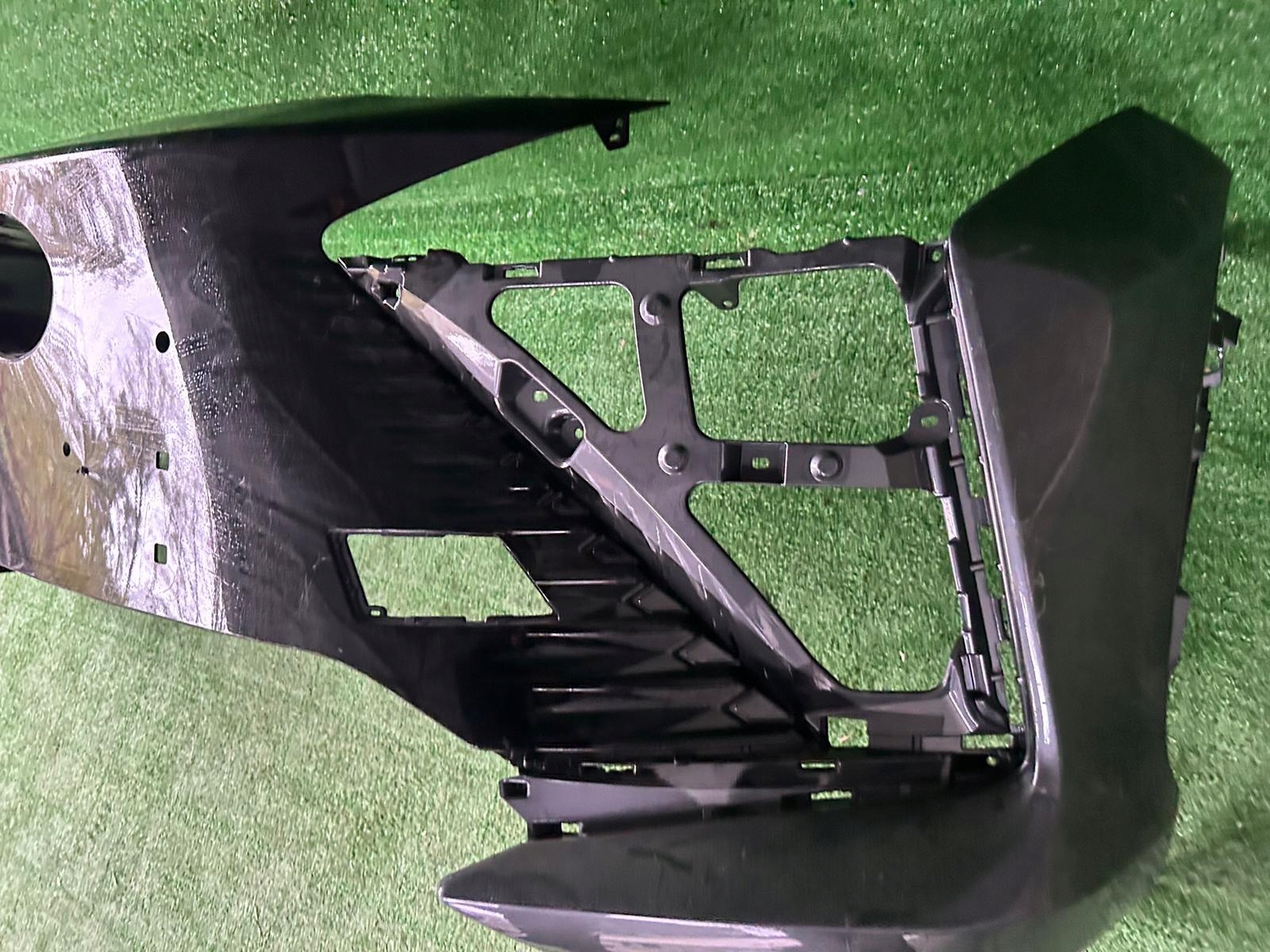 Lexus RZ 450e elektryk bumper front front b ladny 2023