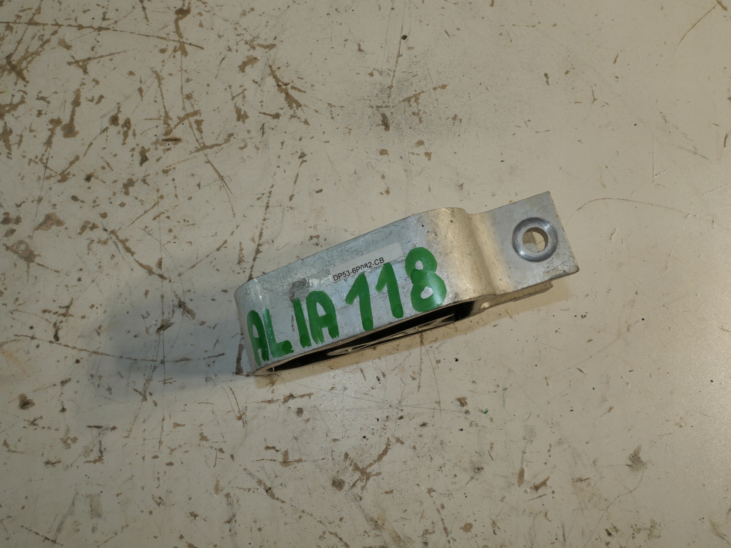 Stütze Airbag FORD DP53-6P082-CB