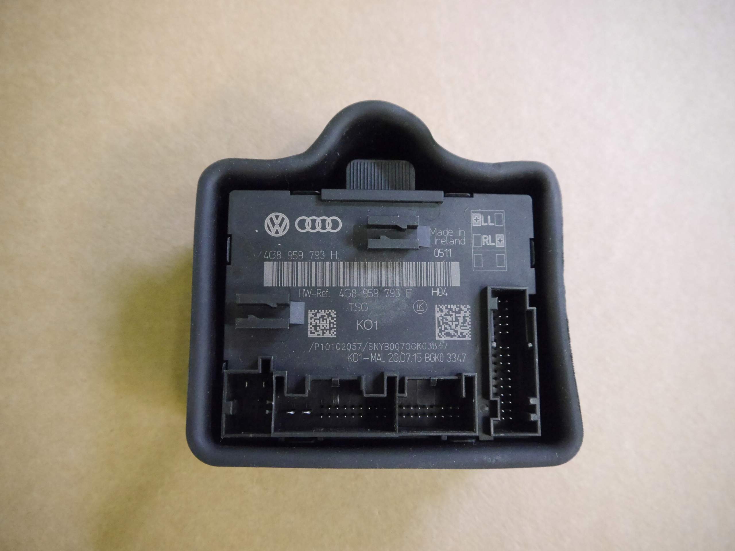 AUDI A6 A7 модуль двери под подъем 4G8959793H