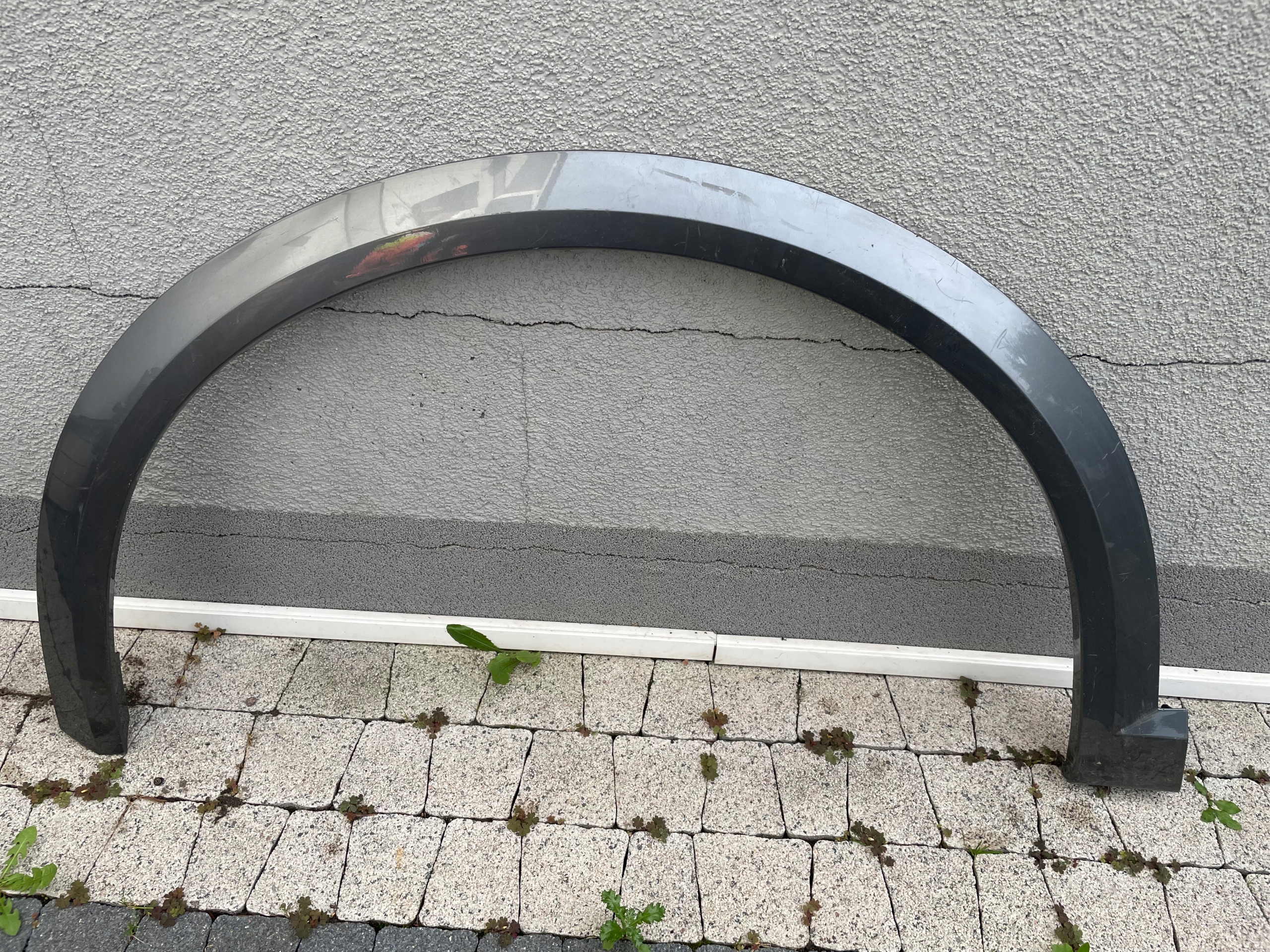 5FF853717D - CUPRA FORMENTOR МОЛДИНГ ДЛЯ ПЕРЕДНЕГО ЛЕВОГО КРЫЛА