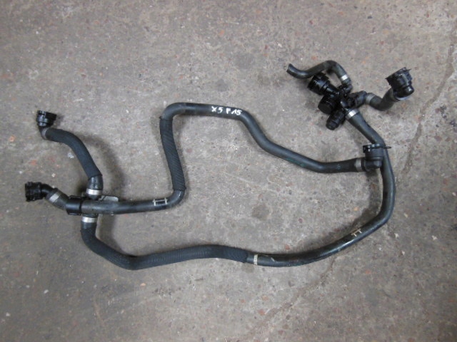 8514221 - Шланг для воды BMW X5 F15