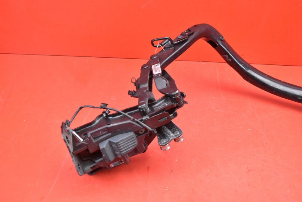 Scharnier heckklappe links BMW E93 04-10