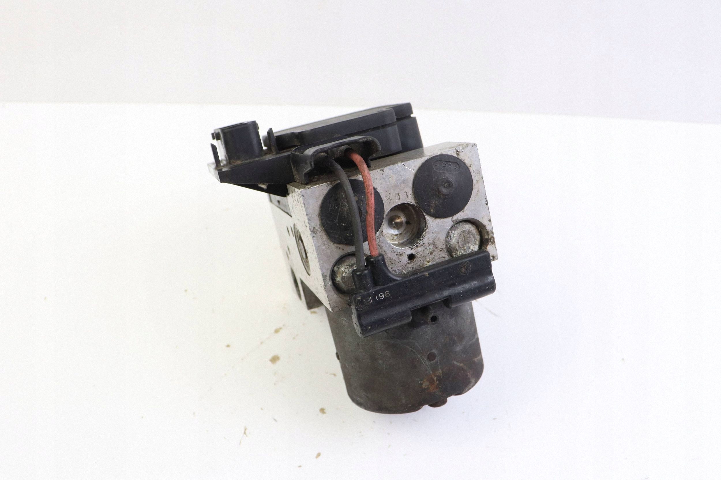 AUDI A6 C5 A4 B5 PASSAT B5 Pompa ABS 8E0614111T 0265202401