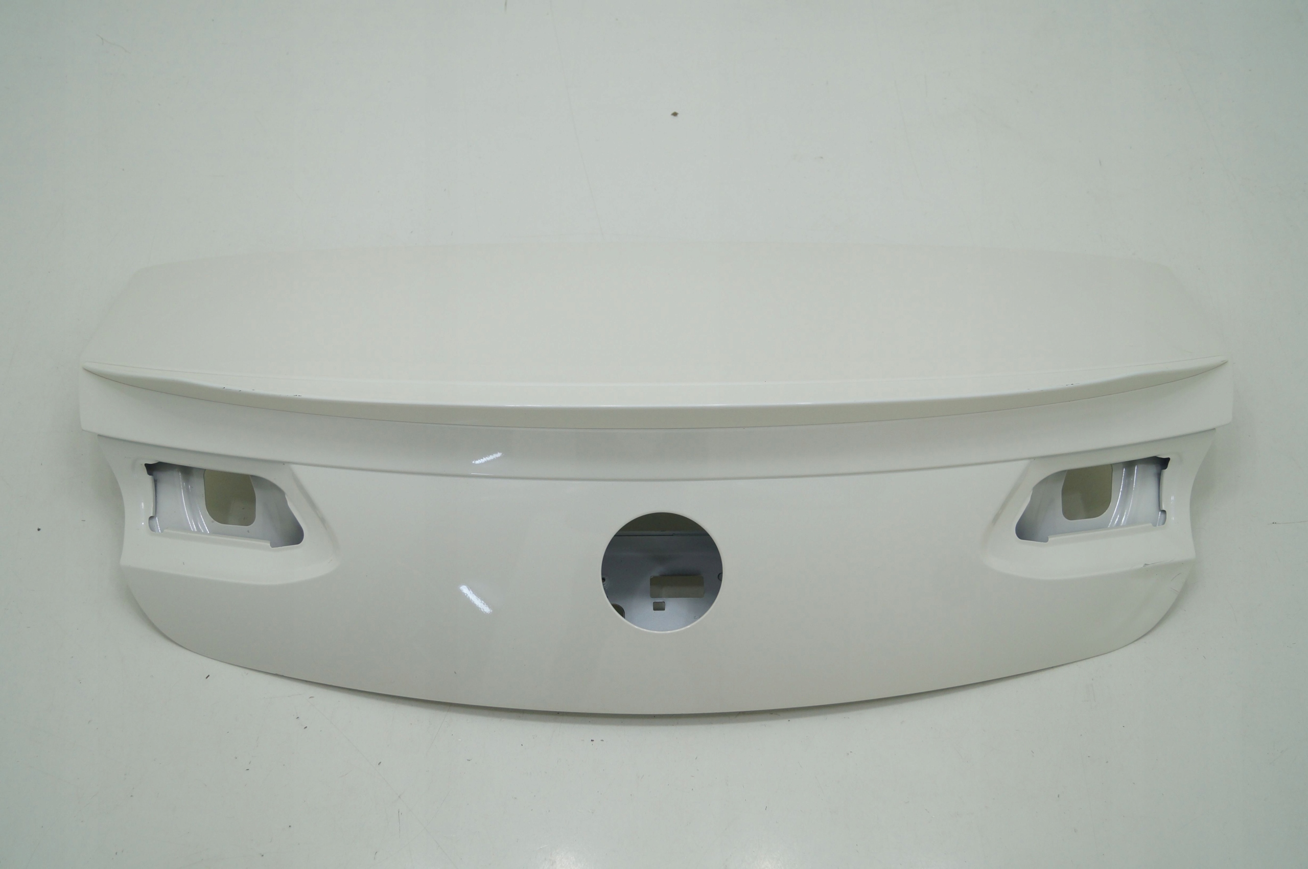 MERCEDES E CABRIO 238 17- KLAPA BAGAŻNIKA SPOILER T