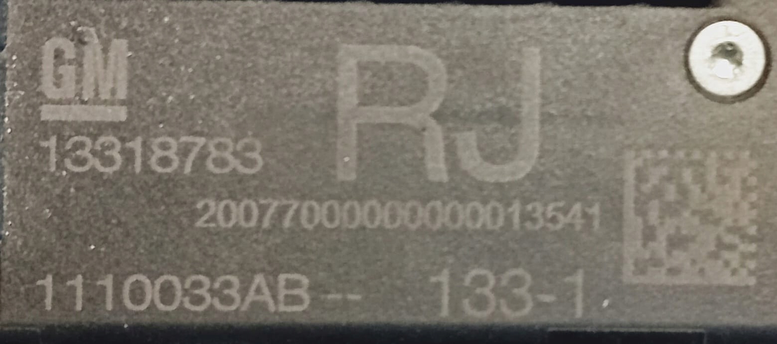 Module Module fusibles 13318783 OPEL ASTRA J