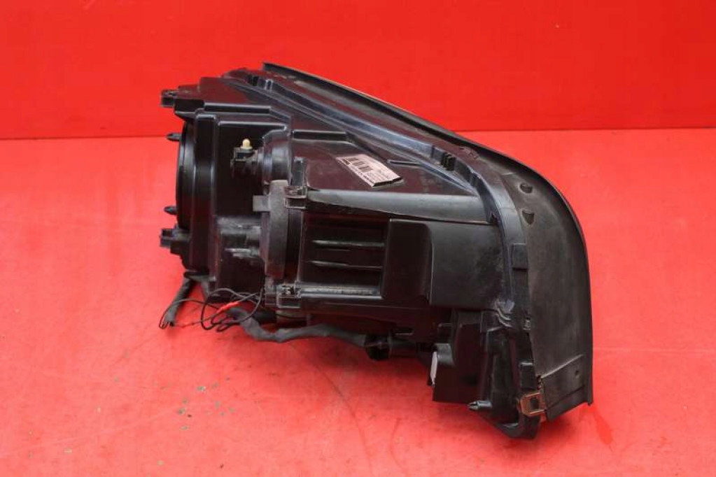 REFLEKTOR left light front EU 30678588 VOLVO XC90 1 and 02-06