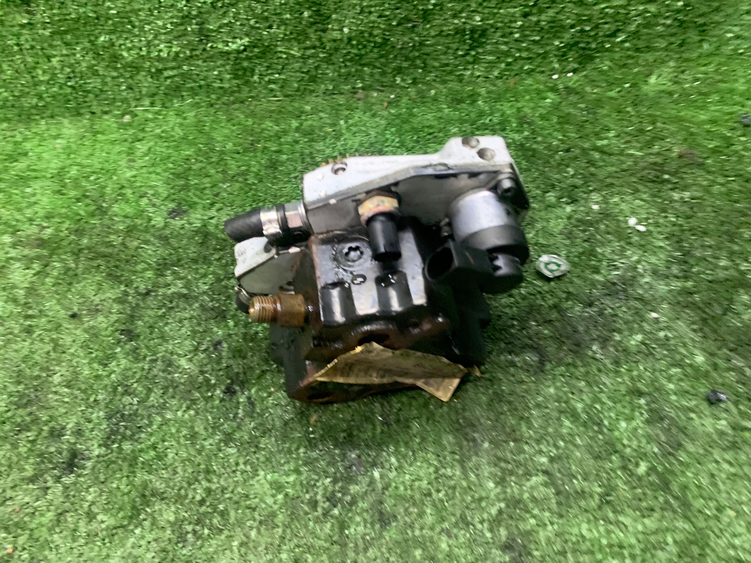 feed pump MERCEDES-BENZ E T-MODEL A6420106500