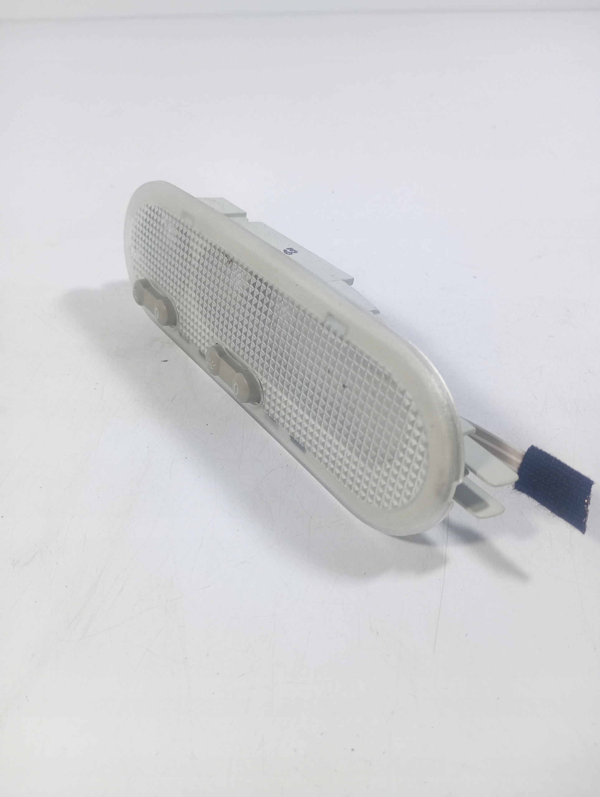 Renault Modus 04-08 OSWIETLENIE cabs light inner OE 8200073231
