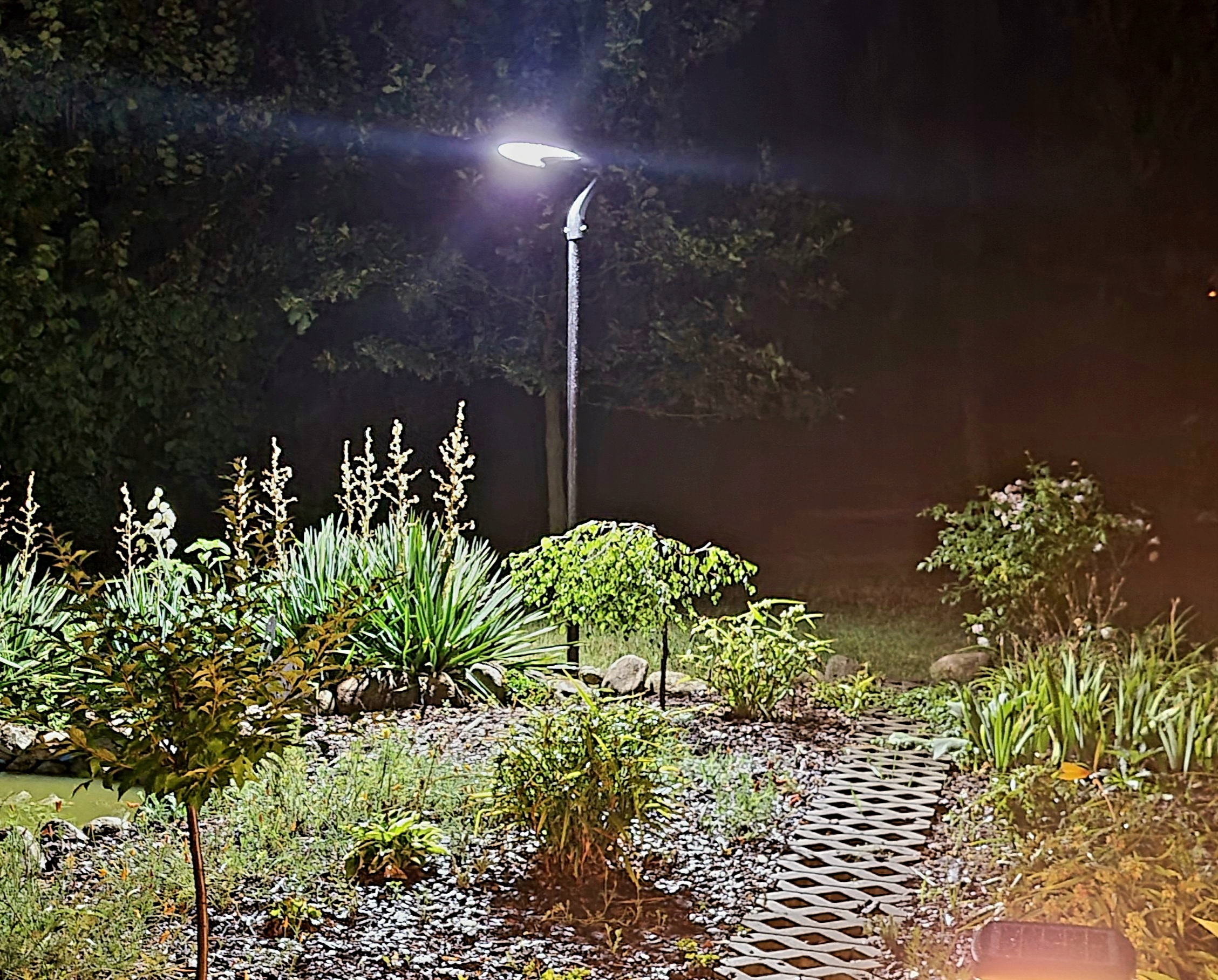 Lampa solarna parkowa LED SANKO P-08 LED 20W Marka inna