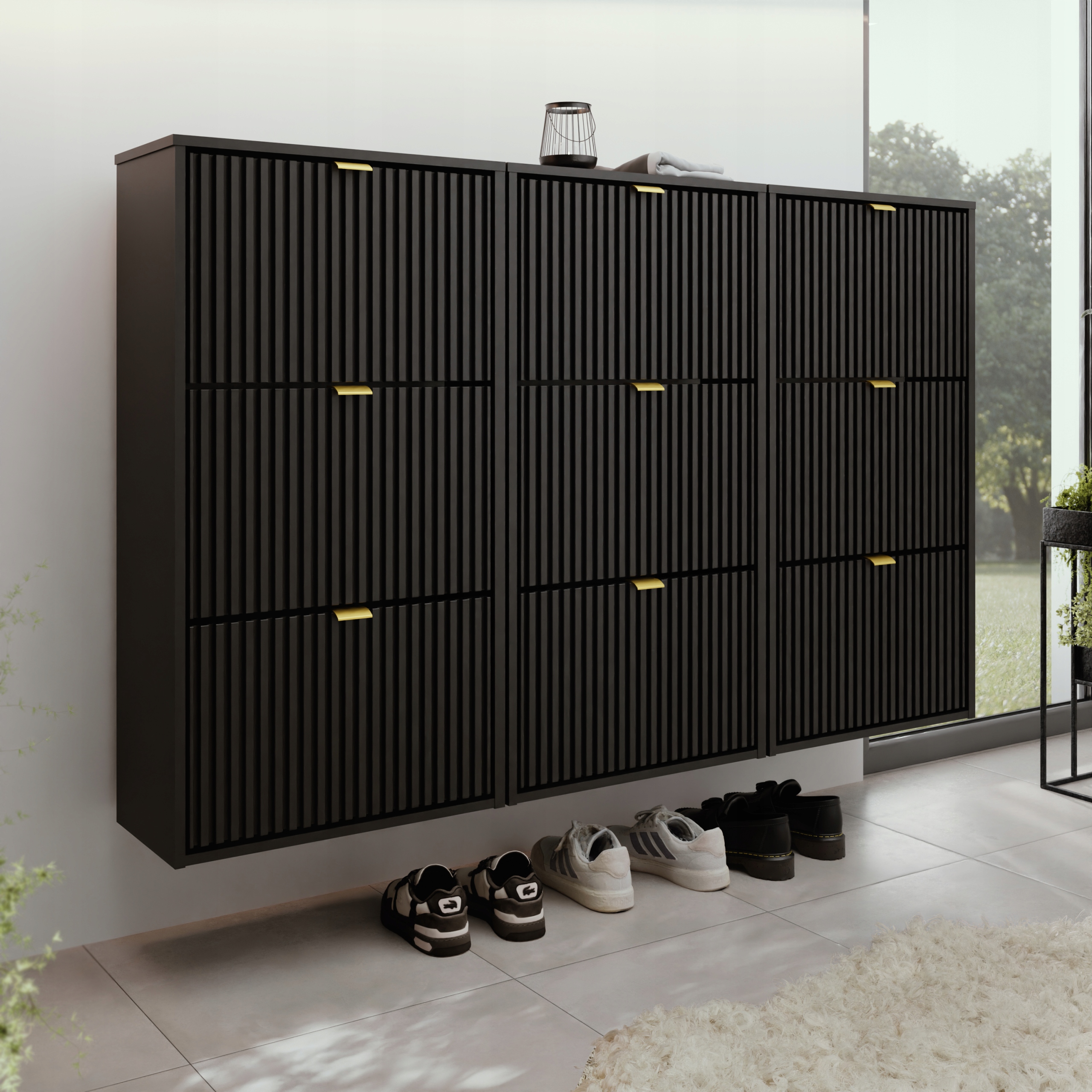 Botník Velaro X3 černá s rýhovanými předními částmi