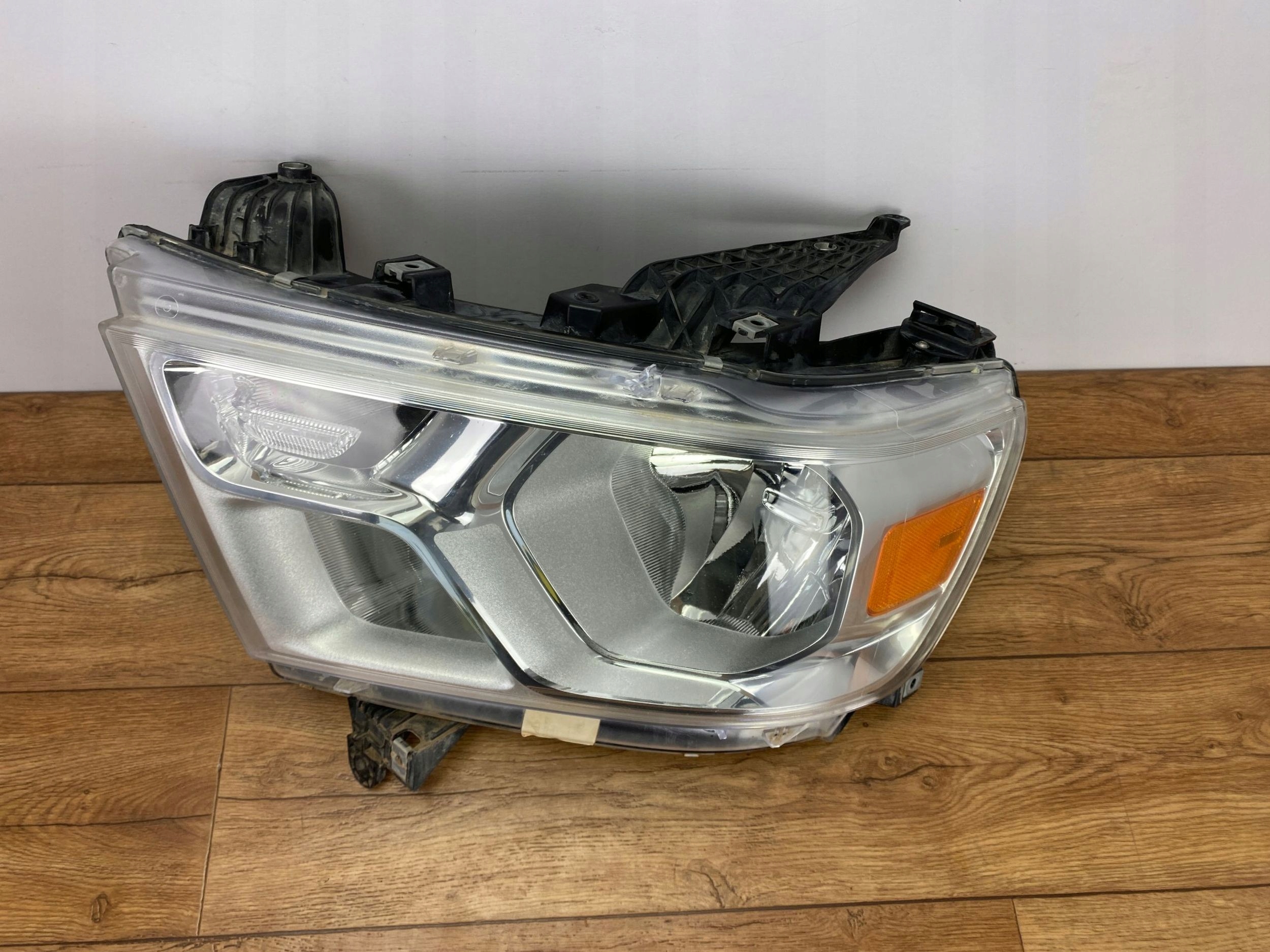light front left Dodge Ram 1500 2019+ USA