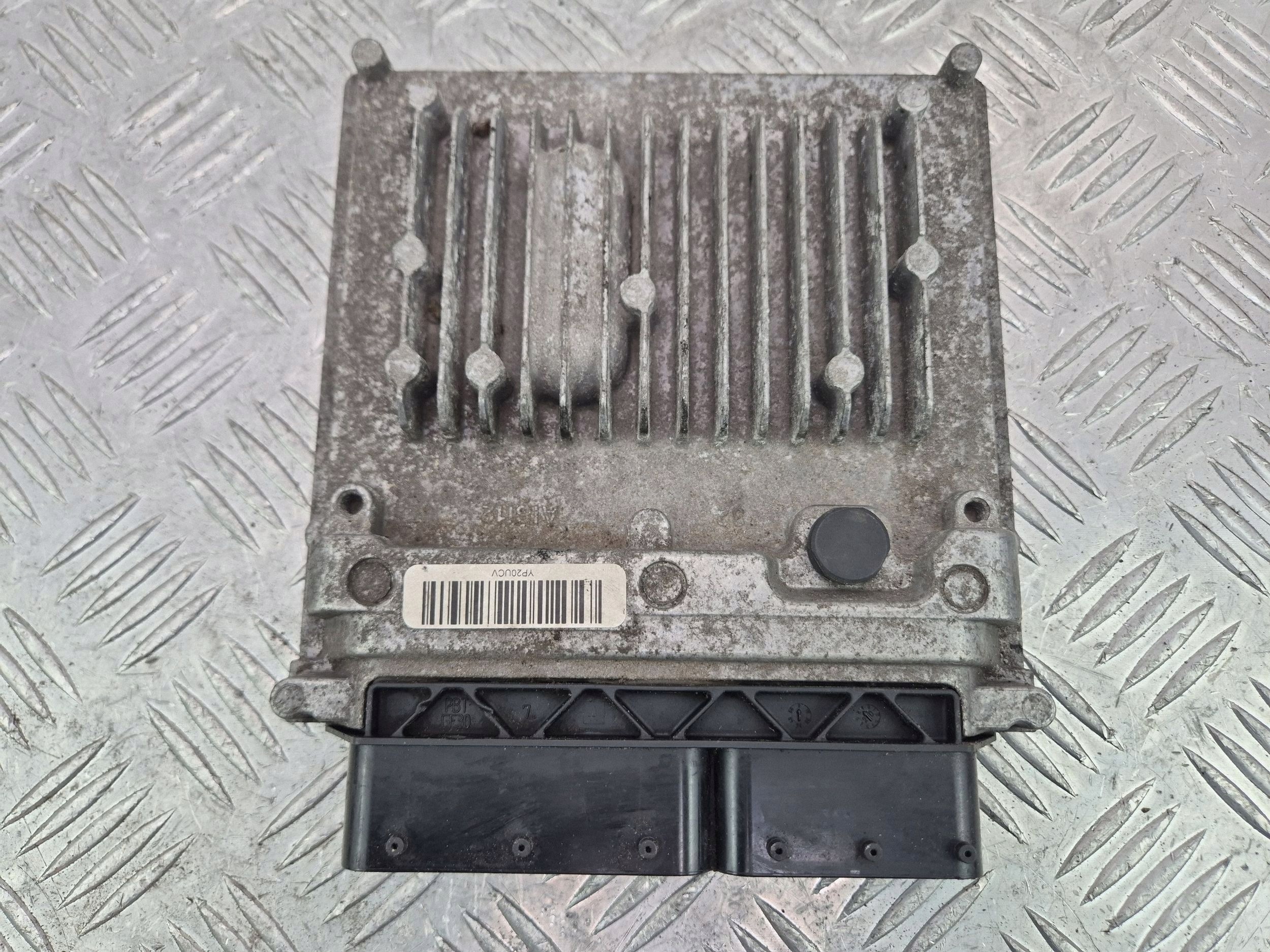 Mercedes Sprinter W907 W910 control unit of the engine A6519016002 OM651.958