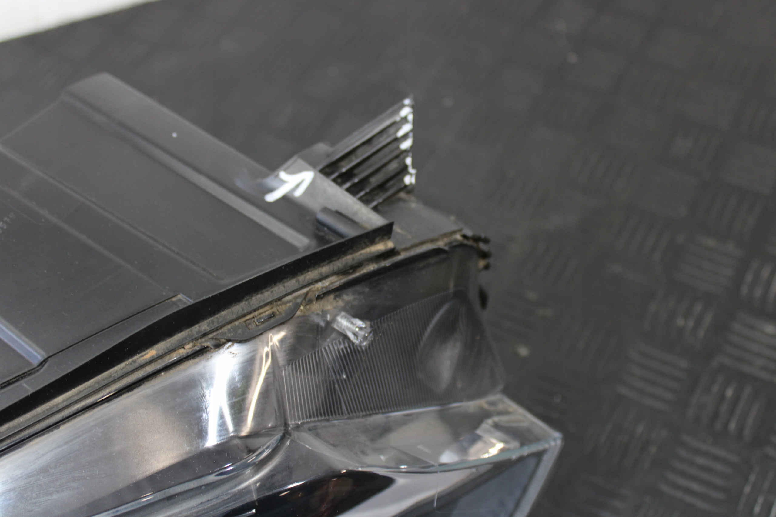 light right front right front 9832836480 OPEL ZAFIRA D LIFE
