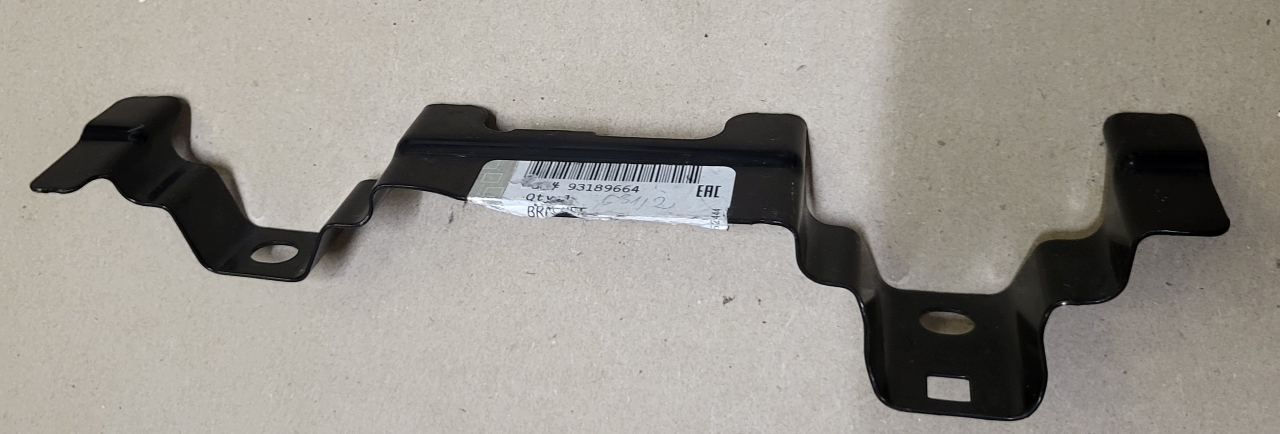 console étrier poignée aile droite avant OPEL CORSA D 93189664 neuf
