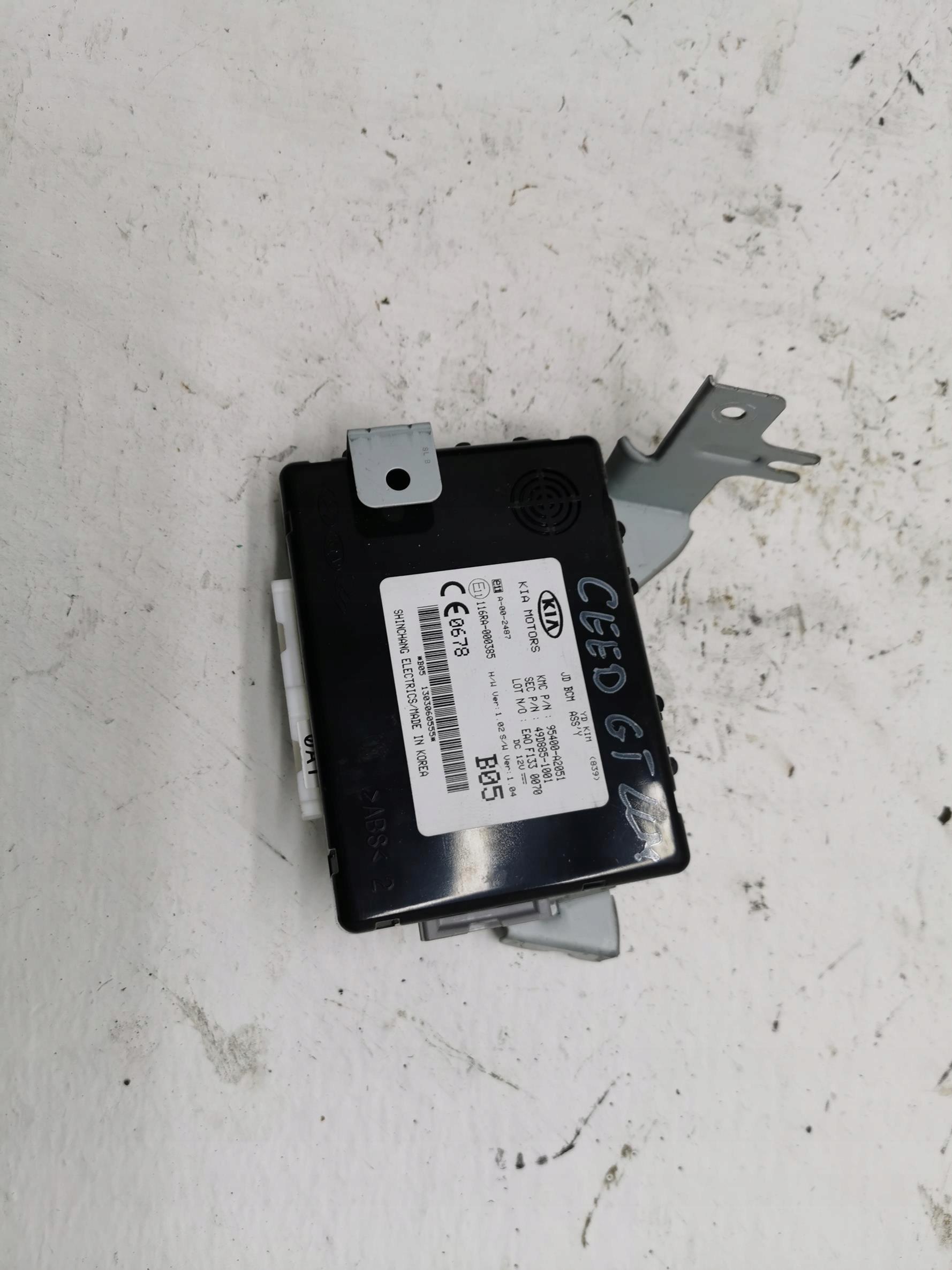 module control unit BCM KOMFORTU KIA PROCEED II 95400-A2051