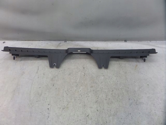 VOLVO XC90 II PRÓG BAGAŻNIKA OSŁONA 31377855 Producent części Volvo OE