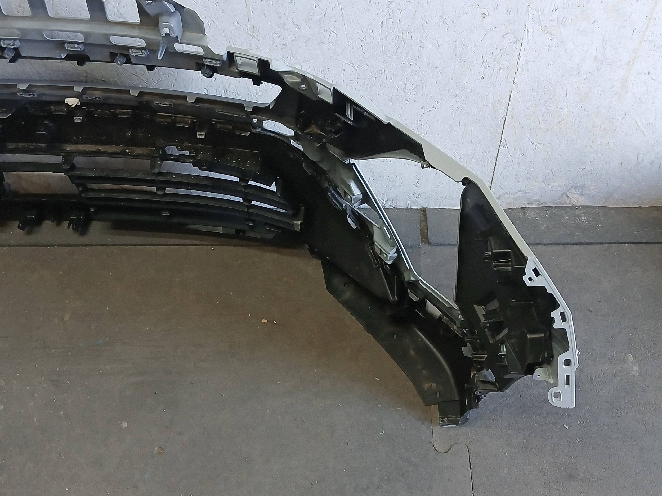 bumper front RENAULT CAPTUR II 2 LIFT 24