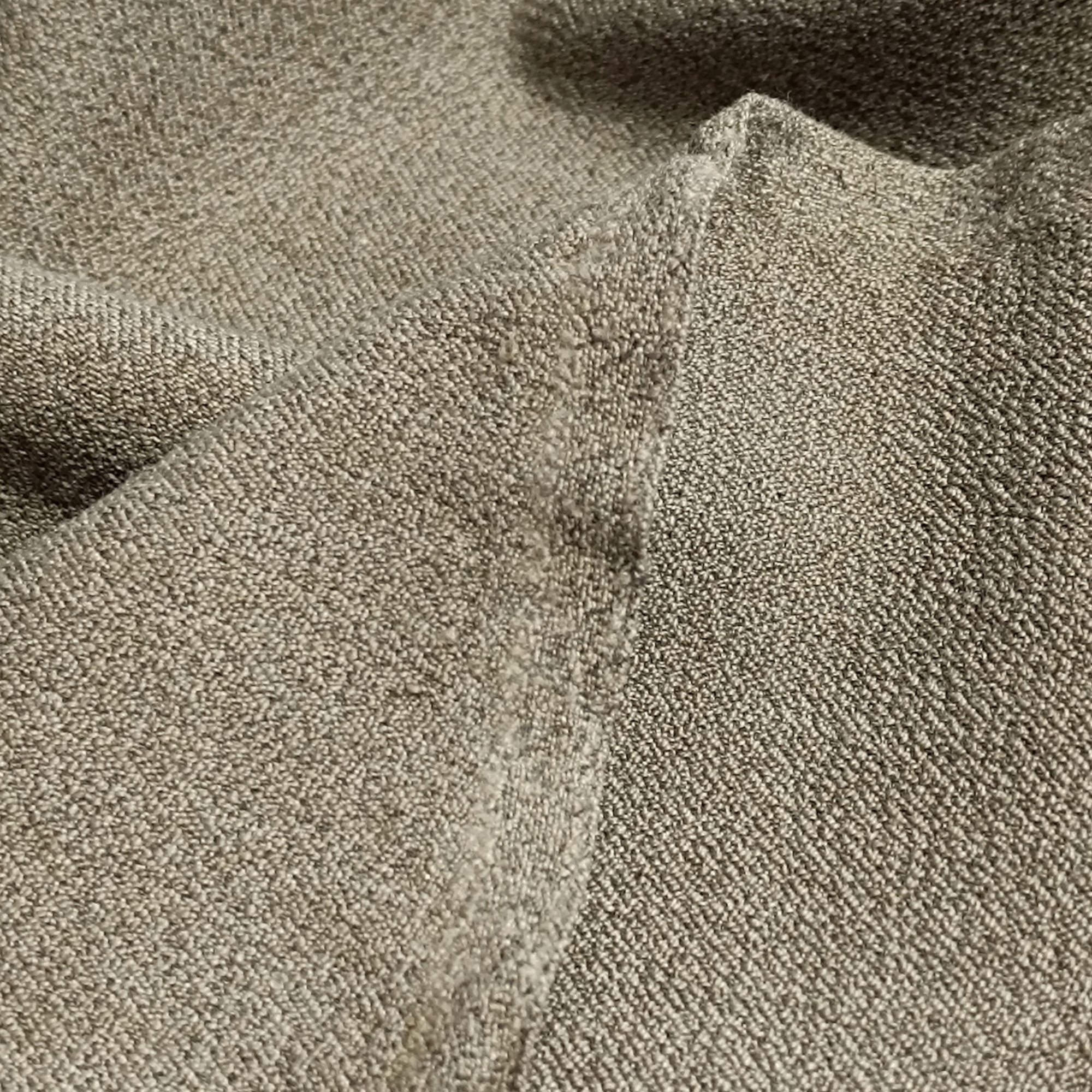 Silná Merynos Kostýmová Vlna s Kašmírem a Elastanem 290g/m2 0.5mb