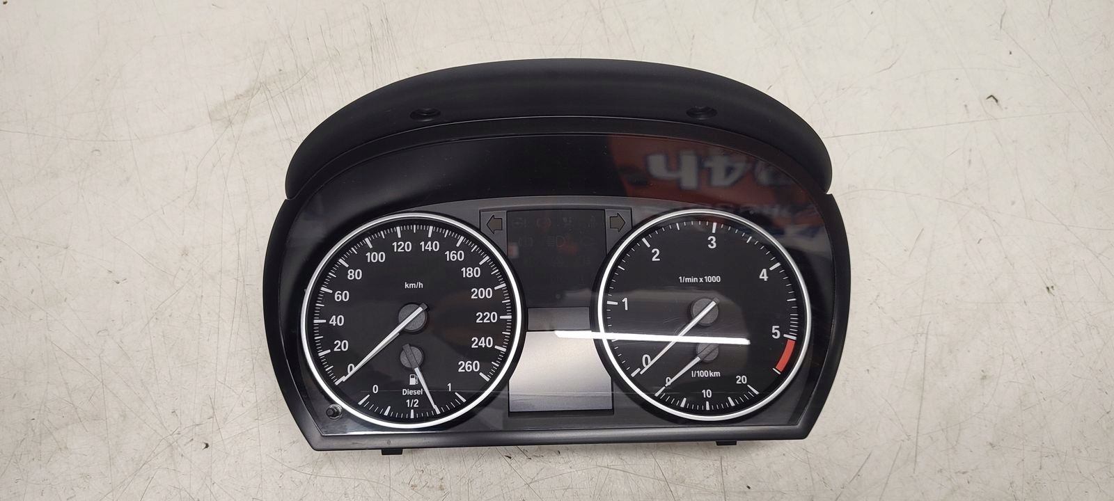 Instruments tachymètre compte tours BMW E90 E91 LIFT 2,0D