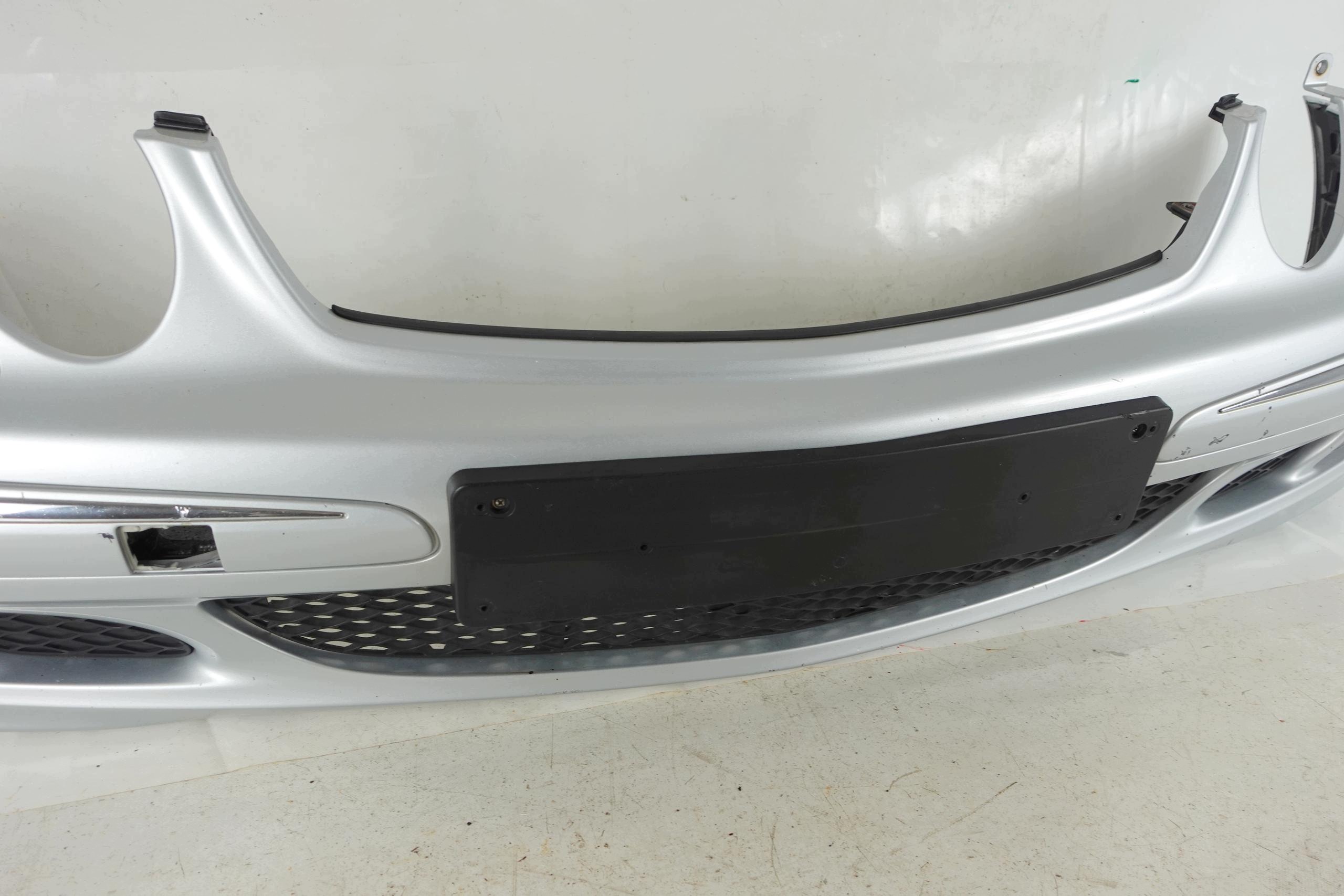 bumper front front MERCEDES E KLASA W211 02-06 CLASSIC 2002-2006 C775