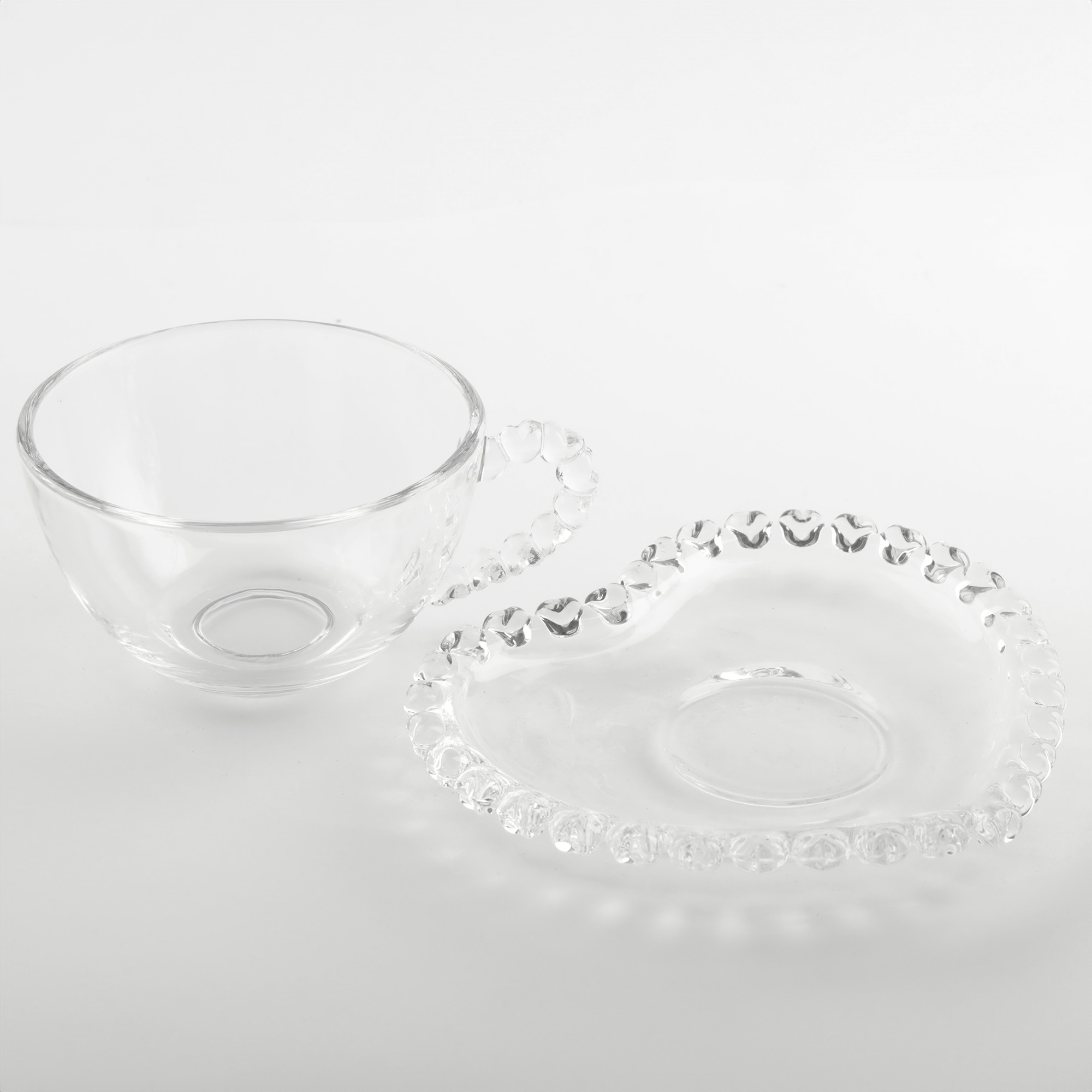 FILIŻANKA ZE SPODKIEM SZKLANA AMORA 200ML NA KAWĘ UNIWERSALNA WZÓR SERCE