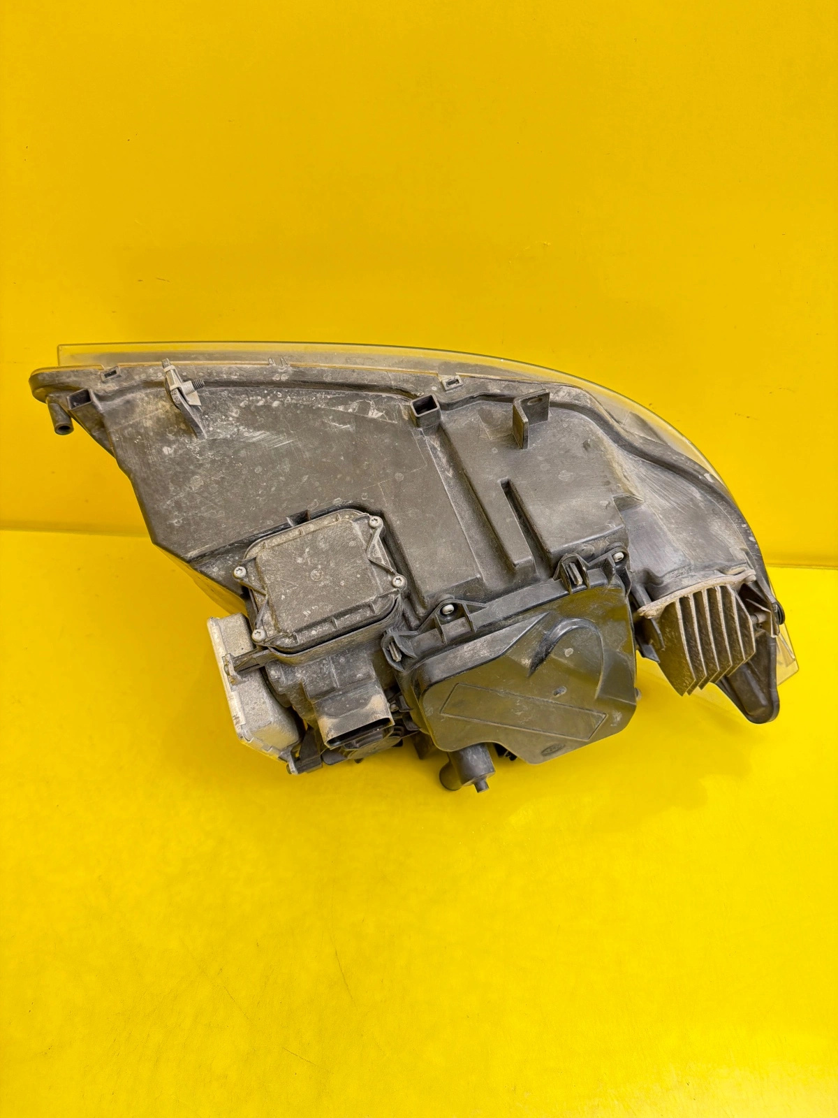 light left BMW 3 E90 E91 Lift LCI Xenon Dynamic Skretna 7202589