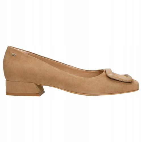 

Buty Wojas Czółenka damskie skóra beżowe r. 37,5