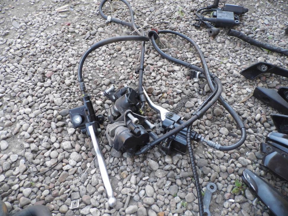 GILERA RUNNER SP 50 ZACISK HAMULCOWY PRZÓD