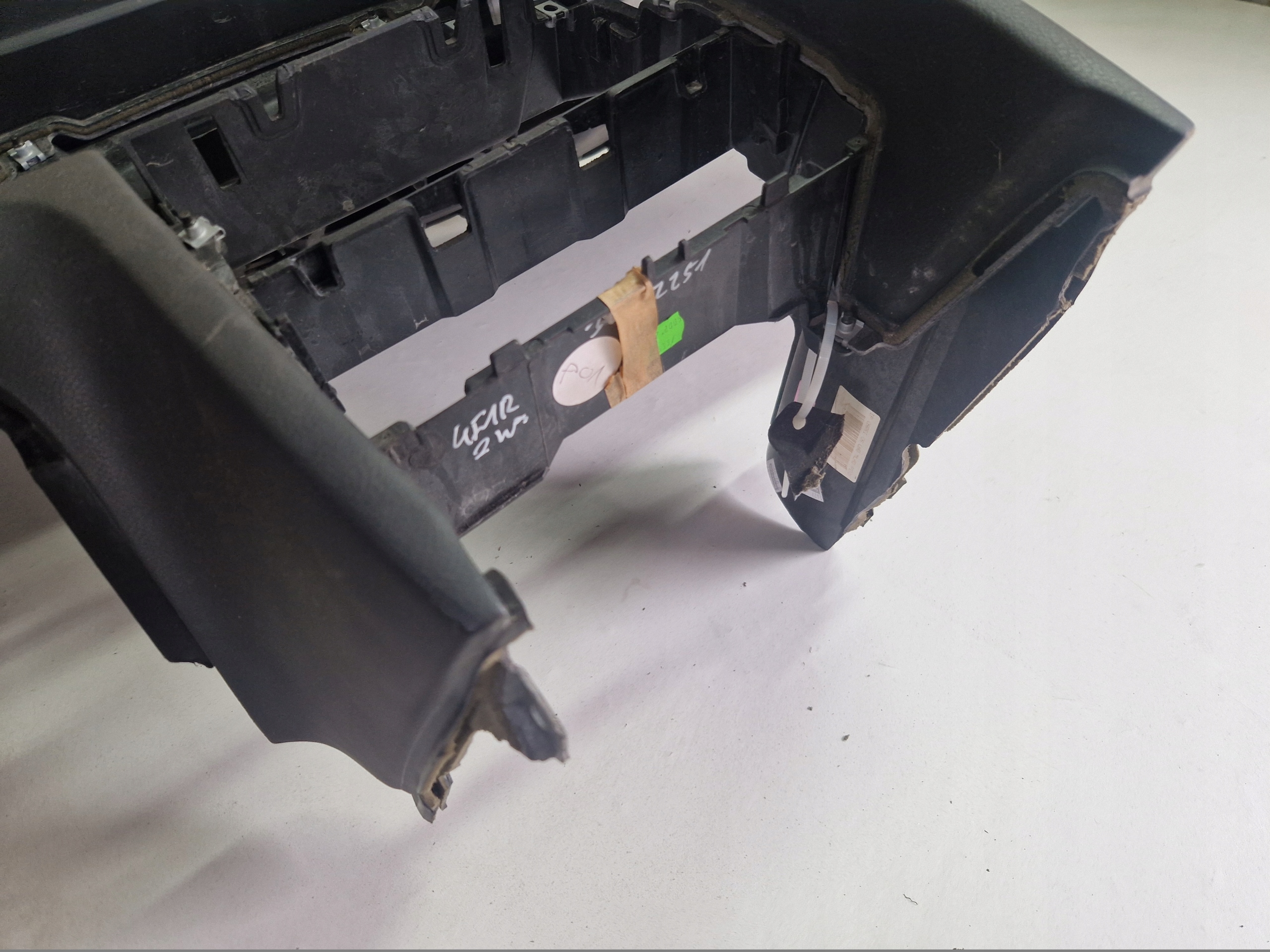 AUDI A6 C6 A6C6 dashboard console cockpit