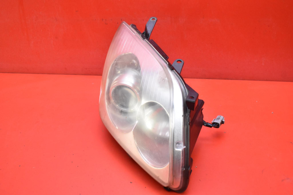 REFLEKTOR right light front lens EU 05-43 TOYOTA AVENSIS T25 02-06